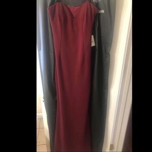 Beautiful NEW BURGUNDY DRESS WITH STRAPS